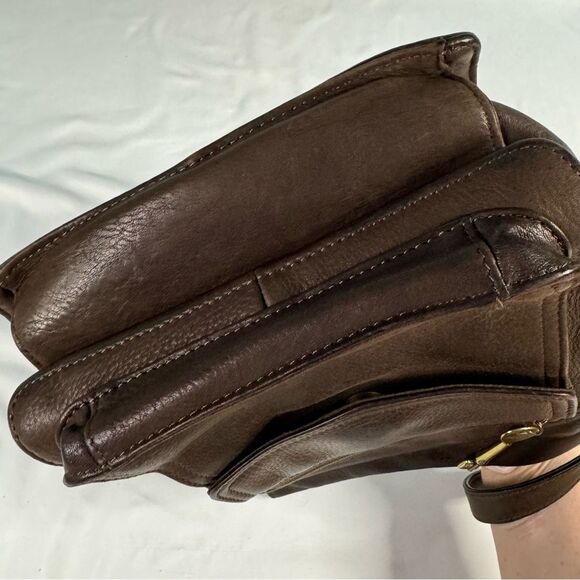 VTG Fossil Brown Leather Square Crossbody Purse  Small Bag Pockets 75082 Classic - Picture 7 of 12